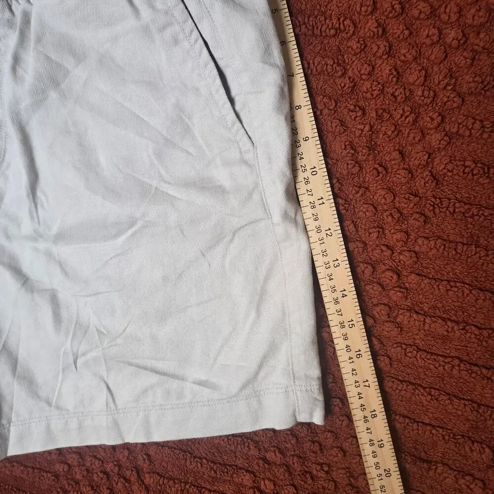 GAP Lightweight Casual Pull-On Shorts size L